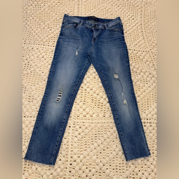 Zara Women's Blue Distressed Jeans.            #24 - Picture 1 of 13